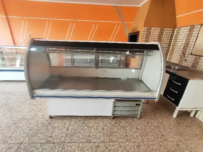 Balcão Expositor Refrigerado - 2,00 m x 1,30 m