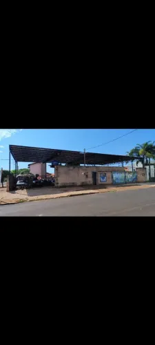 Vendo ou troco terreno 14x25 com estrutura metálica com 5m de altura 