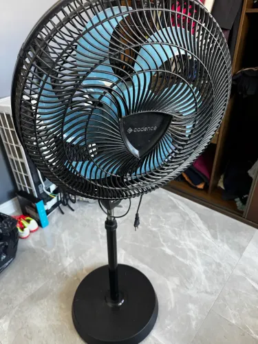 Ventilador de pé