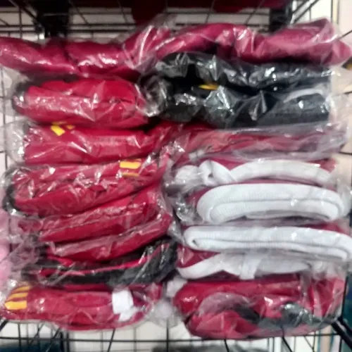 Ponta de Estoque (SALDO) 13 Conjuntos short e saia e 4 vestidos NOVOS ideal para Revenda