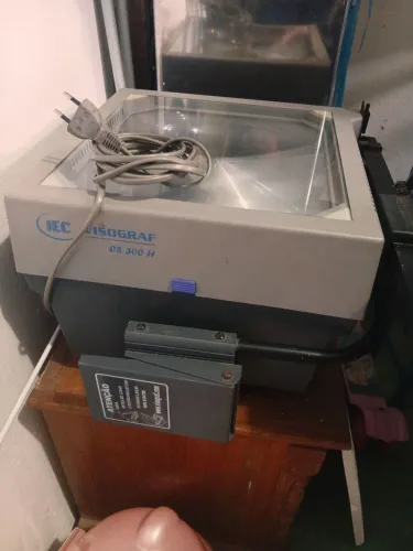 Retroprojetor semi novo relíquia