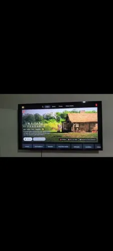 Smart TV Samsung 40 polegadas ( un40t5300ag) pouco usada