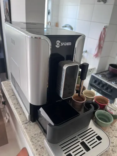 Cafeteira SPIDEM trevi automática com moedor