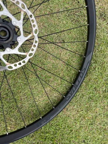 Par de Rodas MTB 29 Alexrims Syncros X-30SE + Discos Shimano