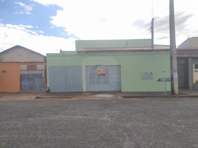 Casa para locação bairro Luizote de Freitas