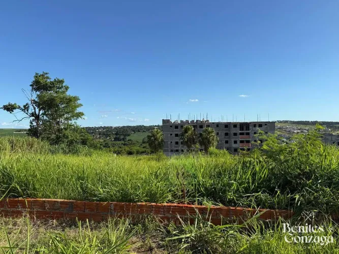 Terreno à venda - Zona Sul
