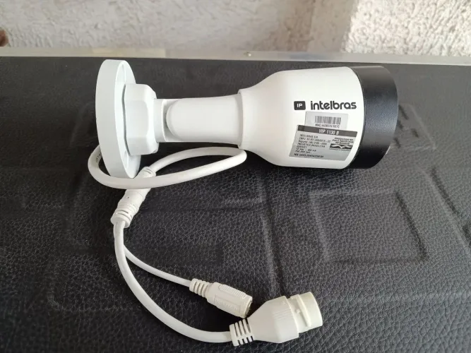 Vendo uma Camera Bullet Ip Intelbras Vip 1130 B Lente 3.6mm 720p Poe, Nova.