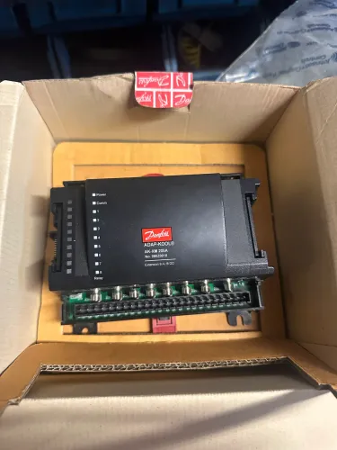 Módulo Danfoss Ak-xm 205a 080z0010 8 Ai / 8 Do Ak2 Bus