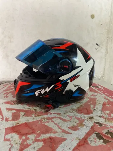 Capacete Fw3 GTstar
