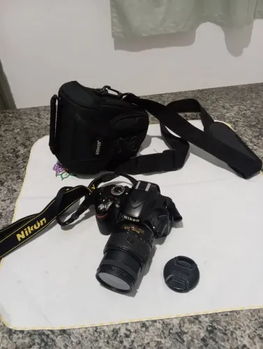 Nikon Kit D3200 + Lente 18-55mm Vr Dslr Cor Preto (Usado)