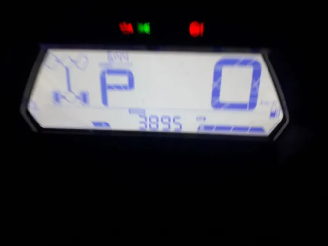 Vendo quadriciculo seminovo