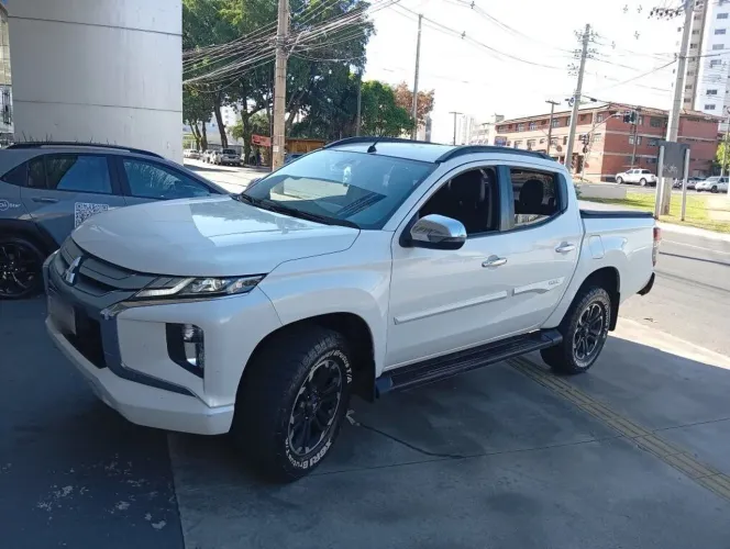 Mitsubishi L200 Triton Sport HPE 2.4 CD Diesel Aut. 2023