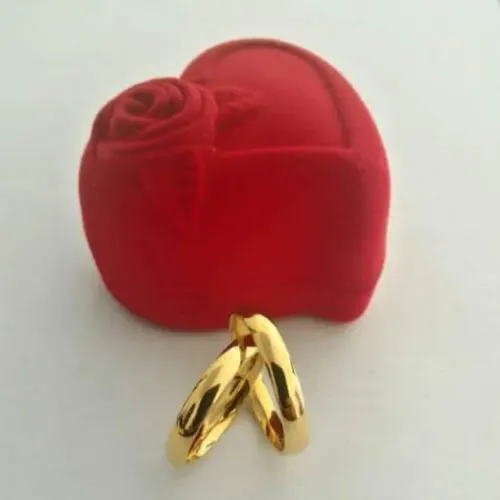 Par de alianças em ouro 18k