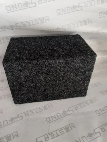 Box. Para: uma corneta cano curto. Novo. 