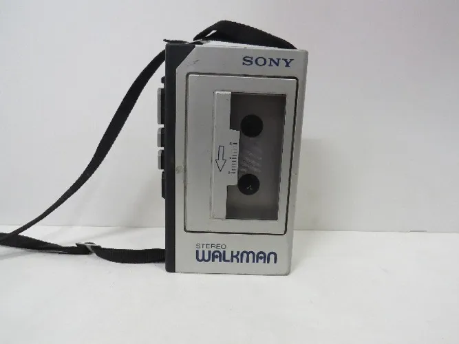 antigo walkman sony do ano 1981