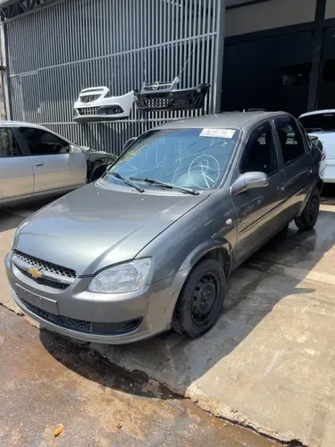 Sucata Classic 2012 para retirada de peças.
