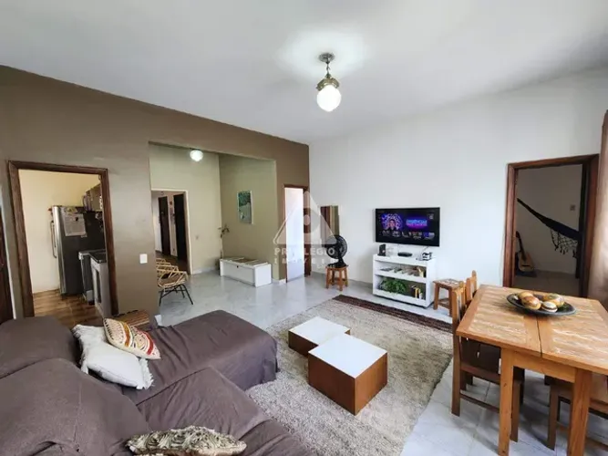 Apartamento Tipo Casa, 4 Quartos com Sacada Flamengo