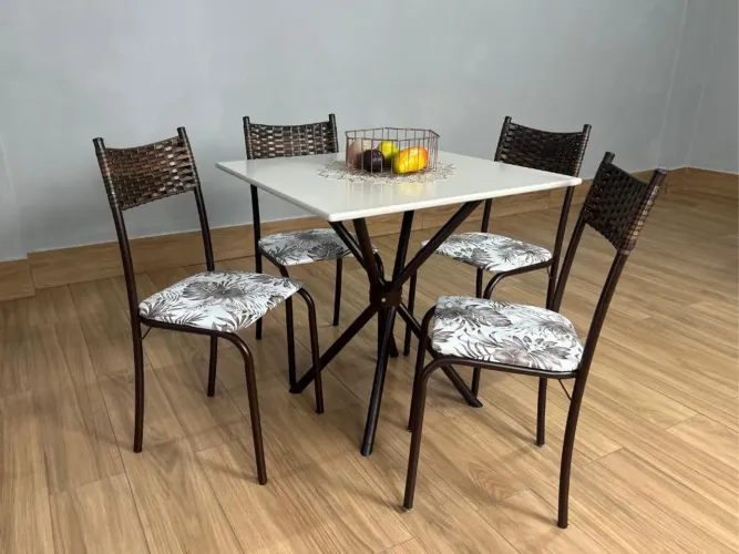 Mesa Tubular Macaé Tampo Quadrado Com 4 Cadeiras Ratam- Entrega Rápida