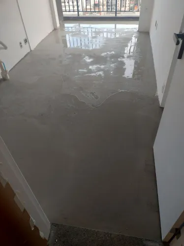 Instalação de piso laminado e vinílico 