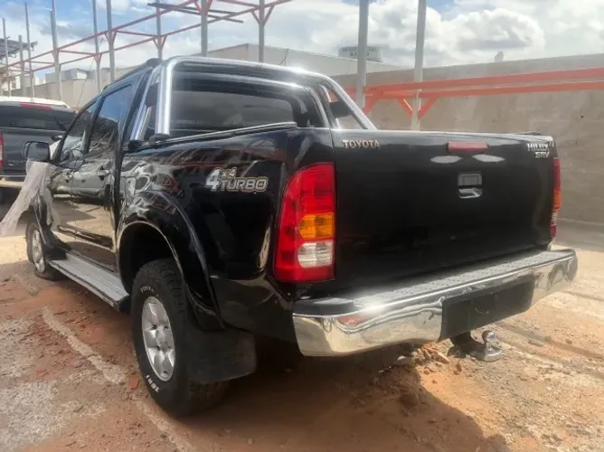  TOYOTA HILUX 2007 4X4 DIESEL 163CVS 3.0 AUTOMATICA vendida em peças