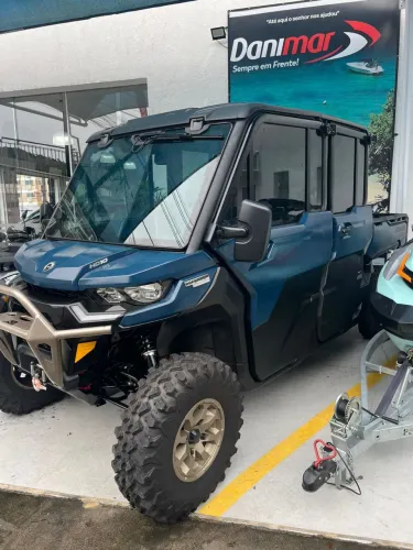 UTV Defender Max Limited 2025