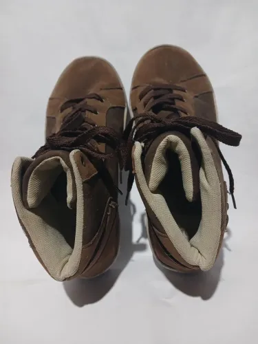 Bota tênis kássia camargo