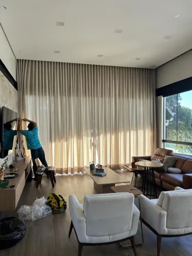 Cortinas e Persianas