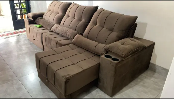 Sofá Retrátil e Reclinável 2.90 com porta copos