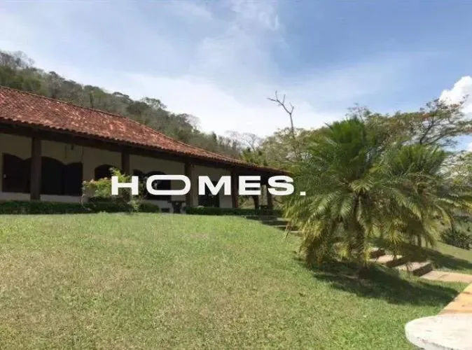 Casa à venda, 5 quartos, 1 suíte, 3 vagas, Cuiabá - Petrópolis/RJ