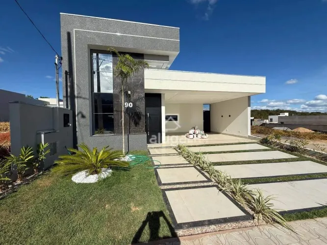 Casa Condomínio Fechado à venda, 3 quartos, 1 suíte, 2 vagas, Residencial Villa Segura - M