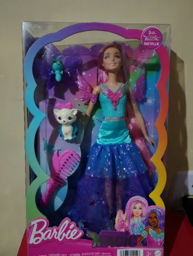Barbie Malibu Um Toque de Mágica 