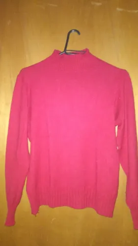 Suéter vermelho gola alta