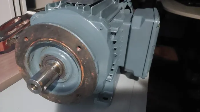 Vendo motor estado de novo 