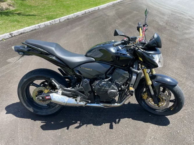 Hornet 600 ,vendo ou troco hornet 600 impecável ,legalizada sem rabeta e escapamento 