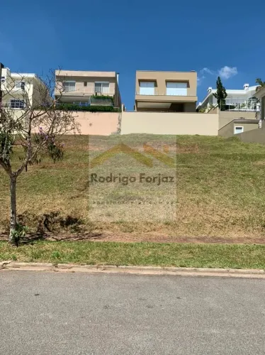 Condomínio Gênesis 1 - LINDO LOTE - LEVE ACLIVE - MEIO DE QUADRA - MURADO - CONDOMÍNIO GÊN
