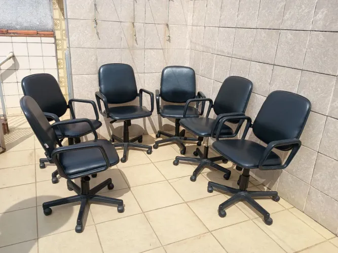 Conjunto Cadeiras Giratorias com 5 unidades