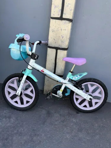 Bicicleta Frozen Infantil - Perfeita para as Aventuras!