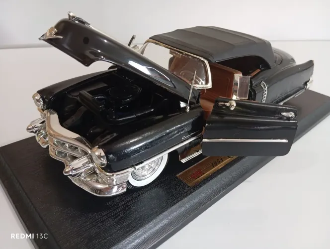 Top Miniatura Cadillac Eldorado 1953 - Anson - escala 1/18