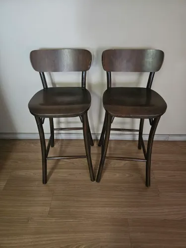 2 banqueta de madeira