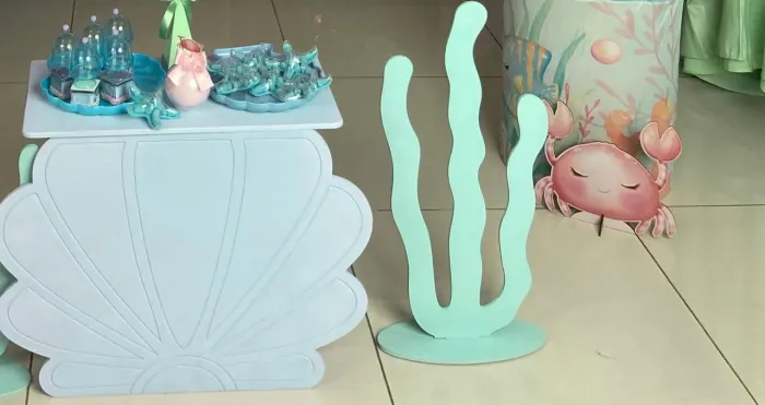 Algas (2)  festa fundo do mar <br>Cor lilás