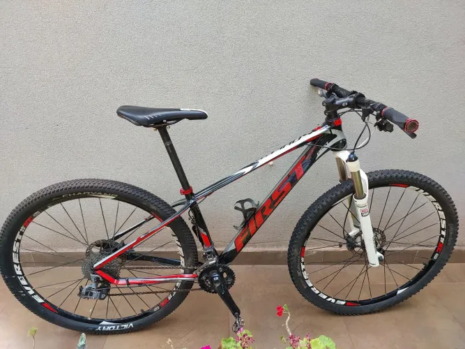 Bicicleta MTB 29'