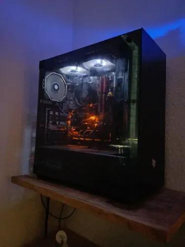 Ryzen 5 2400G, 16gb Ram, Fonte 500w.