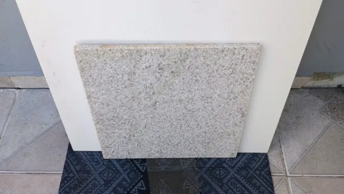 Piso Granito Branco Siena 40x40 100,00 M.² 