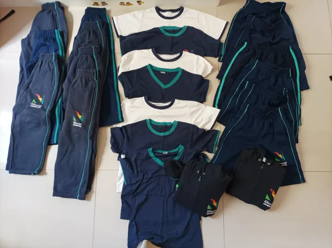 Uniforme - Natural Vivência - Tamanho 6 (6 a 7 anos) - Camiseta, bermuda, calça e moletom 