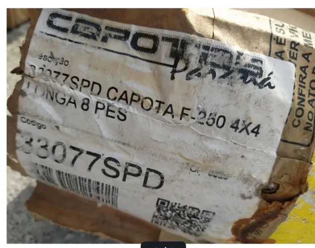 Capota para F-250 4x4, modelo Longa com 8 pés. Produto essencial para proteção e estilo 