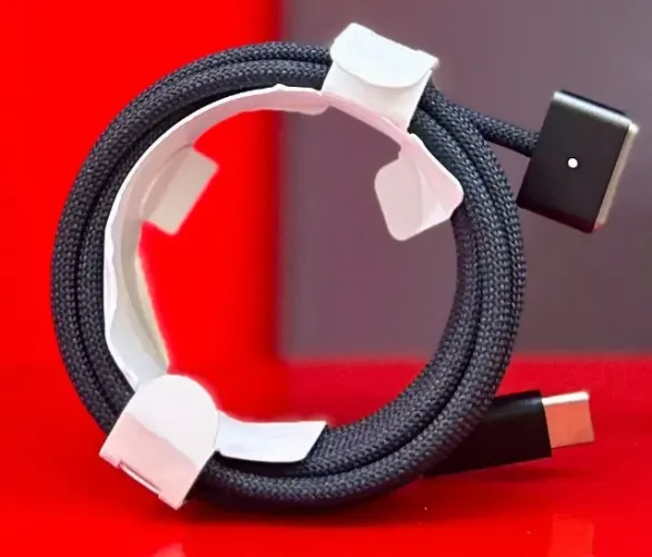 Apple USB-C to MagSafe 3 Cable (2m) - Space Black - Produto Novo com Garantia da Loja