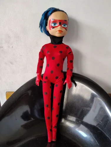 Boneca Ladybug - Miraculous 53cm
