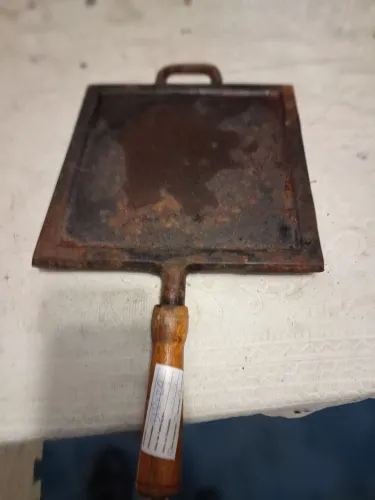 Chapa de Ferro Fundido Antiga