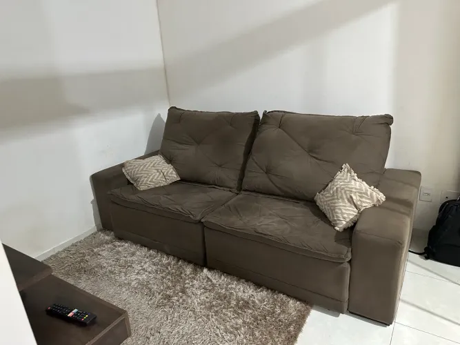 Sofá semi novo em perfeito estado !