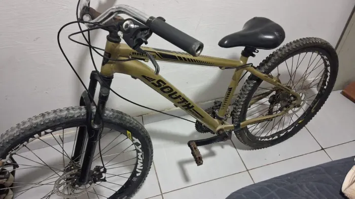 Bicicleta South Racing aro 26